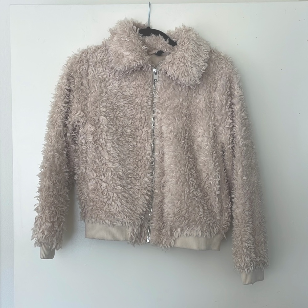 size Small fuzzy sherpa coat